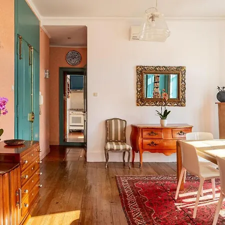 Lejlighed Guestready - Vibrant 3-bed W/ Balcony Lisboa